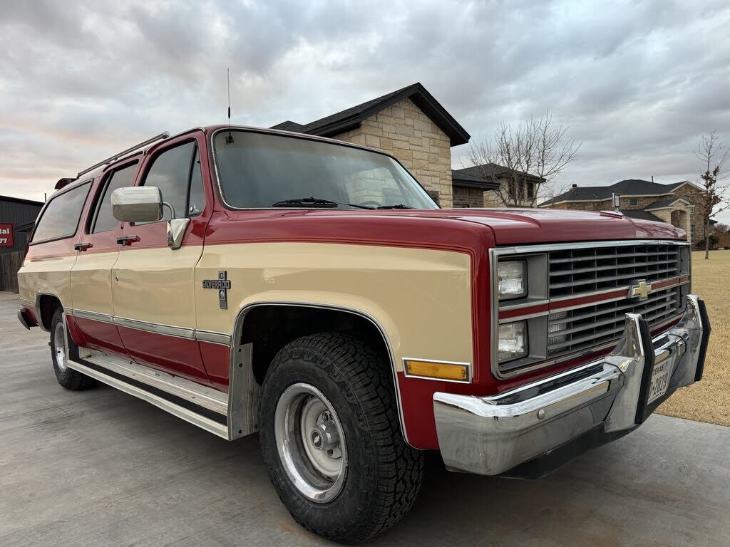 1984 CHEVROLET Suburban