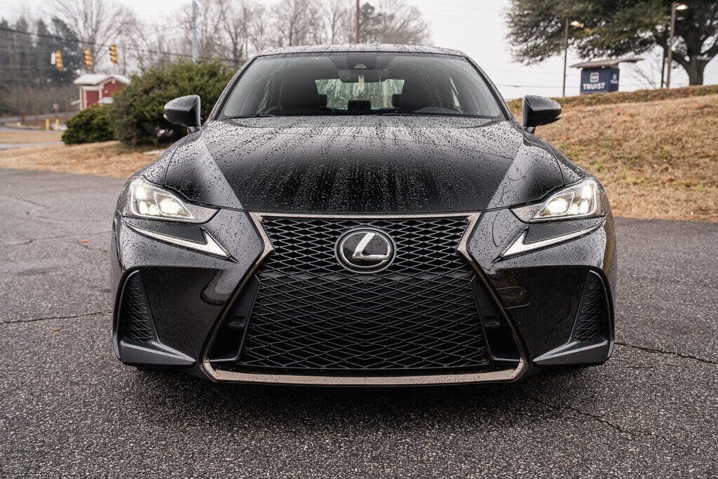 2020 Lexus IS