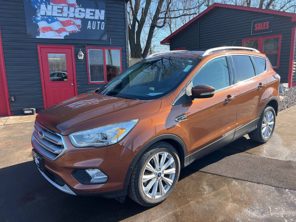 2017 FORD Escape