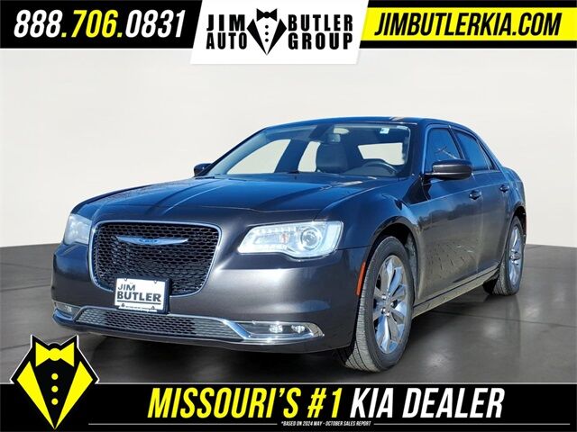 2019 CHRYSLER 300