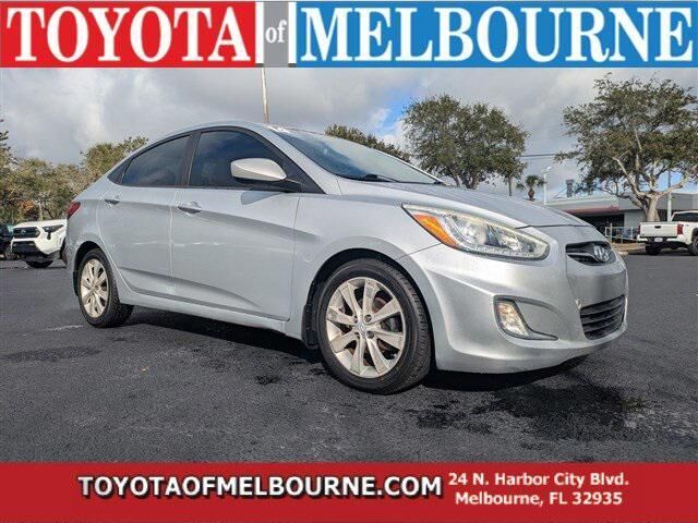 2014 HYUNDAI Accent