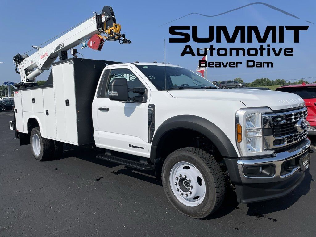 2025 FORD F-550