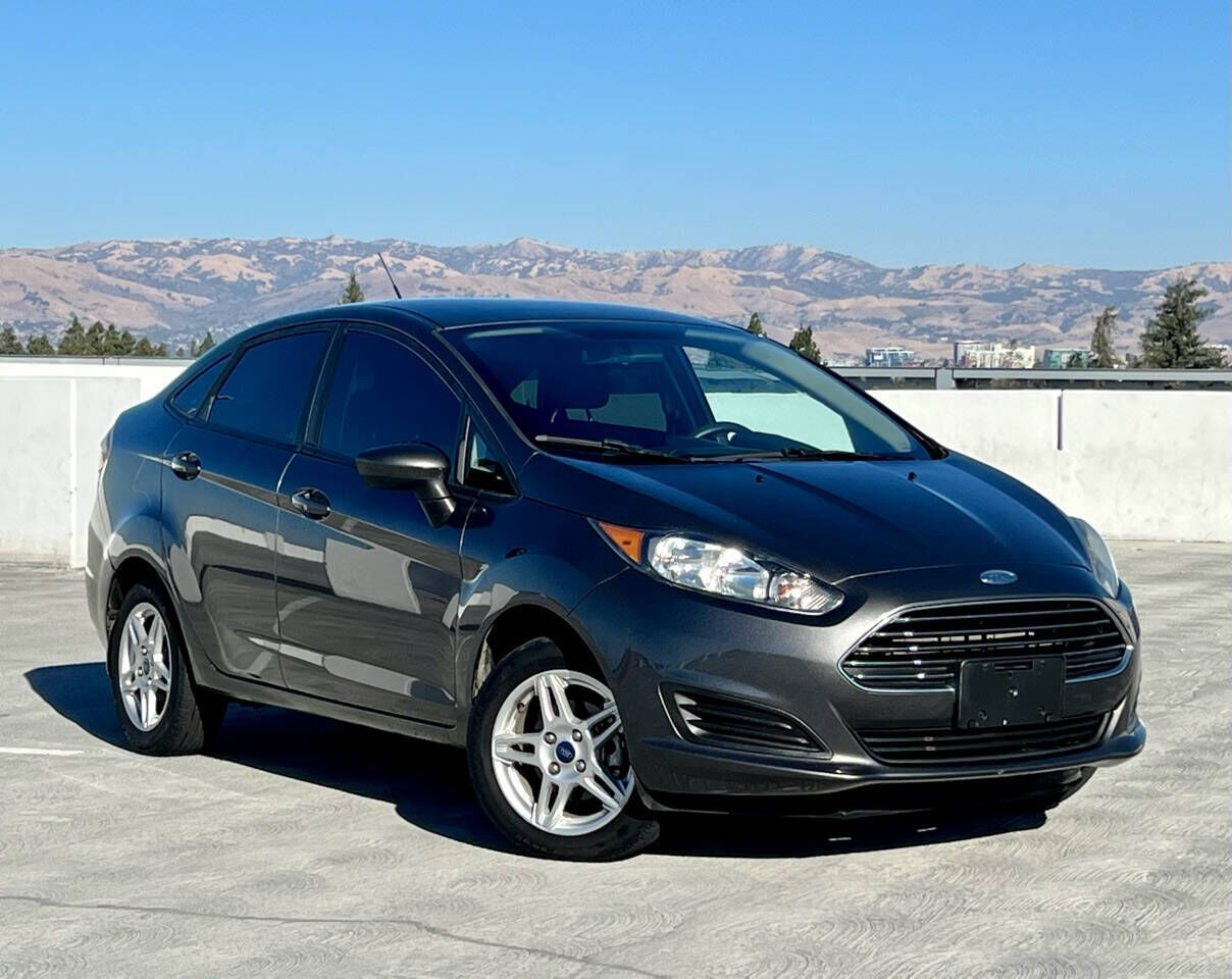 2017 FORD Fiesta