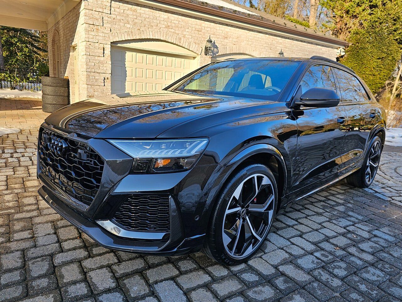 2023 AUDI RS Q8