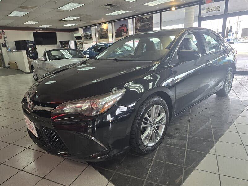 2015 TOYOTA Camry