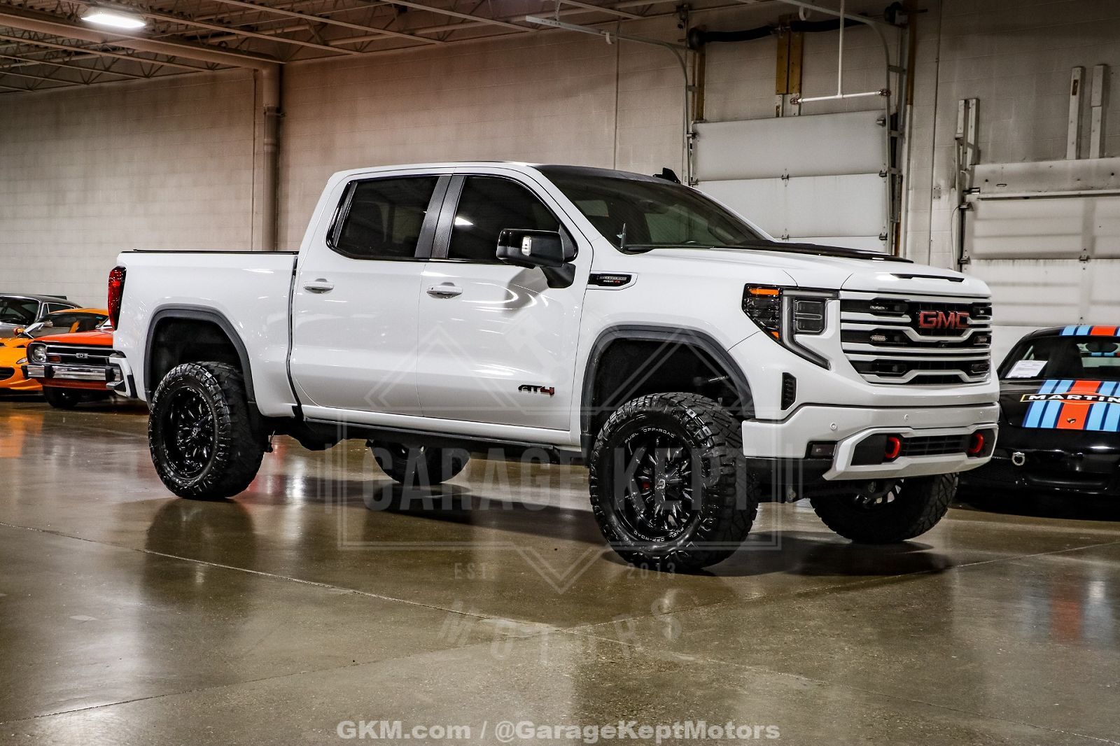 2023 GMC Sierra