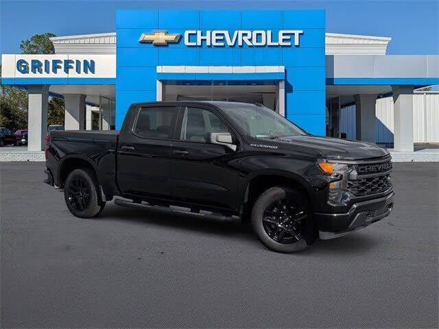 2025 CHEVROLET Silverado