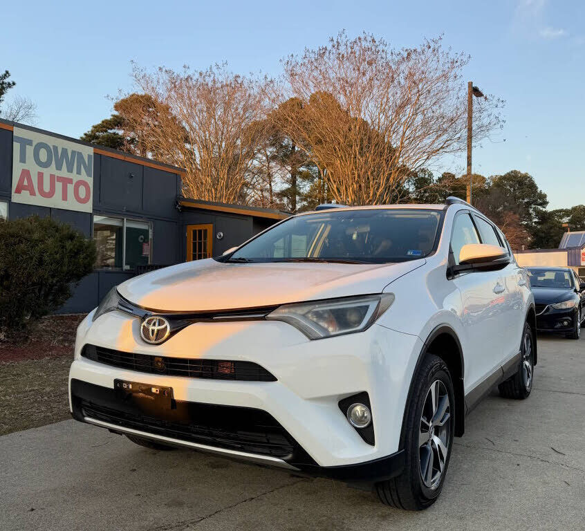 2016 TOYOTA RAV4