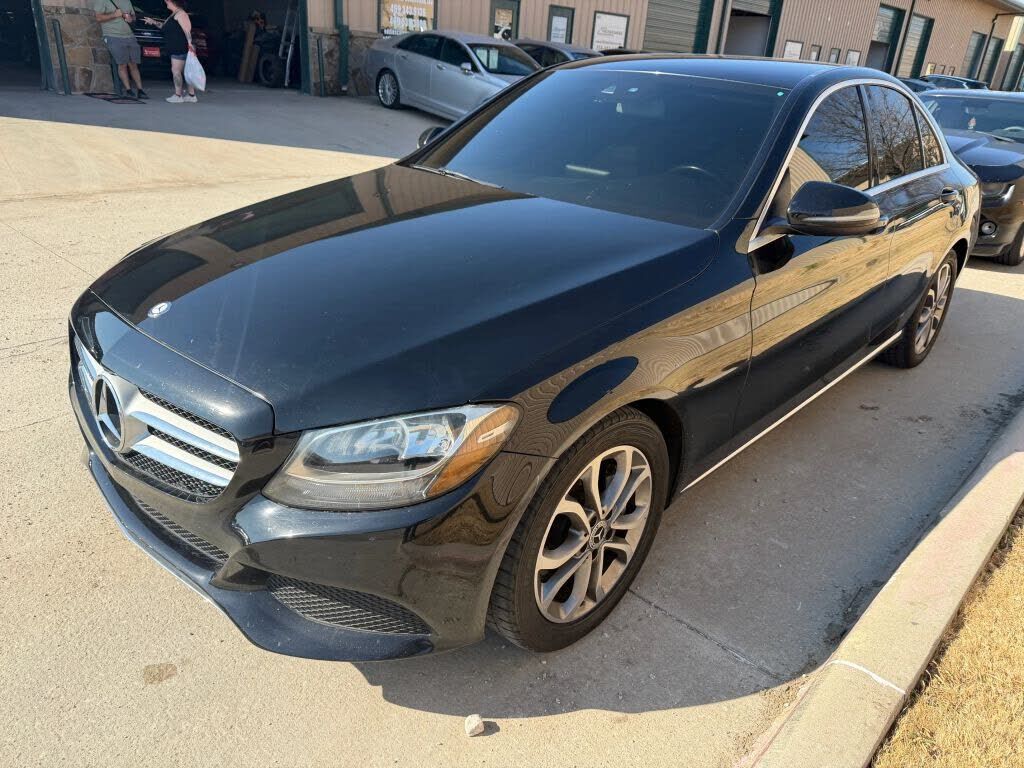 2016 MERCEDES-BENZ C-Class