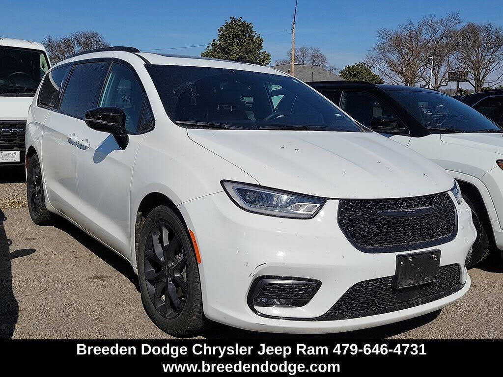 2025 CHRYSLER Pacifica