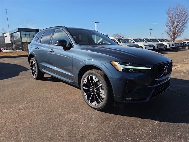 2026 VOLVO XC60