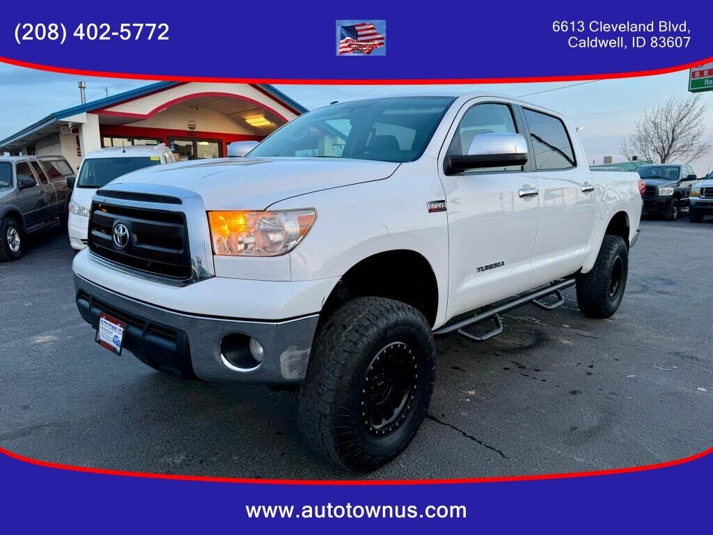 2012 TOYOTA Tundra