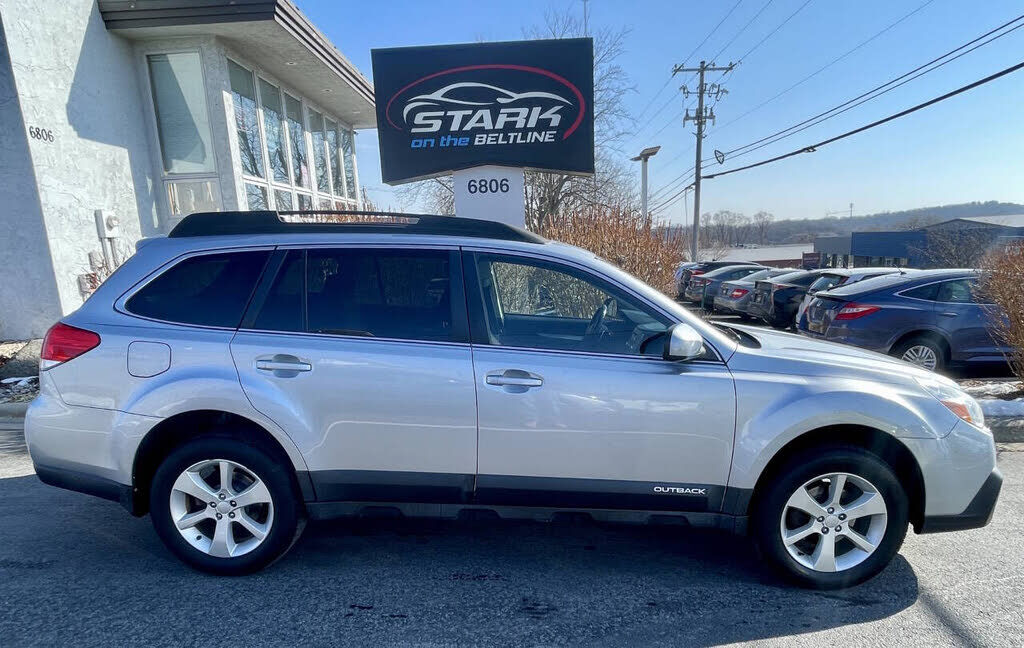 2013 SUBARU Outback