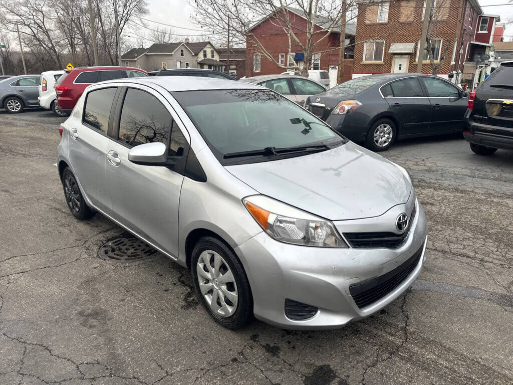 2014 TOYOTA Yaris