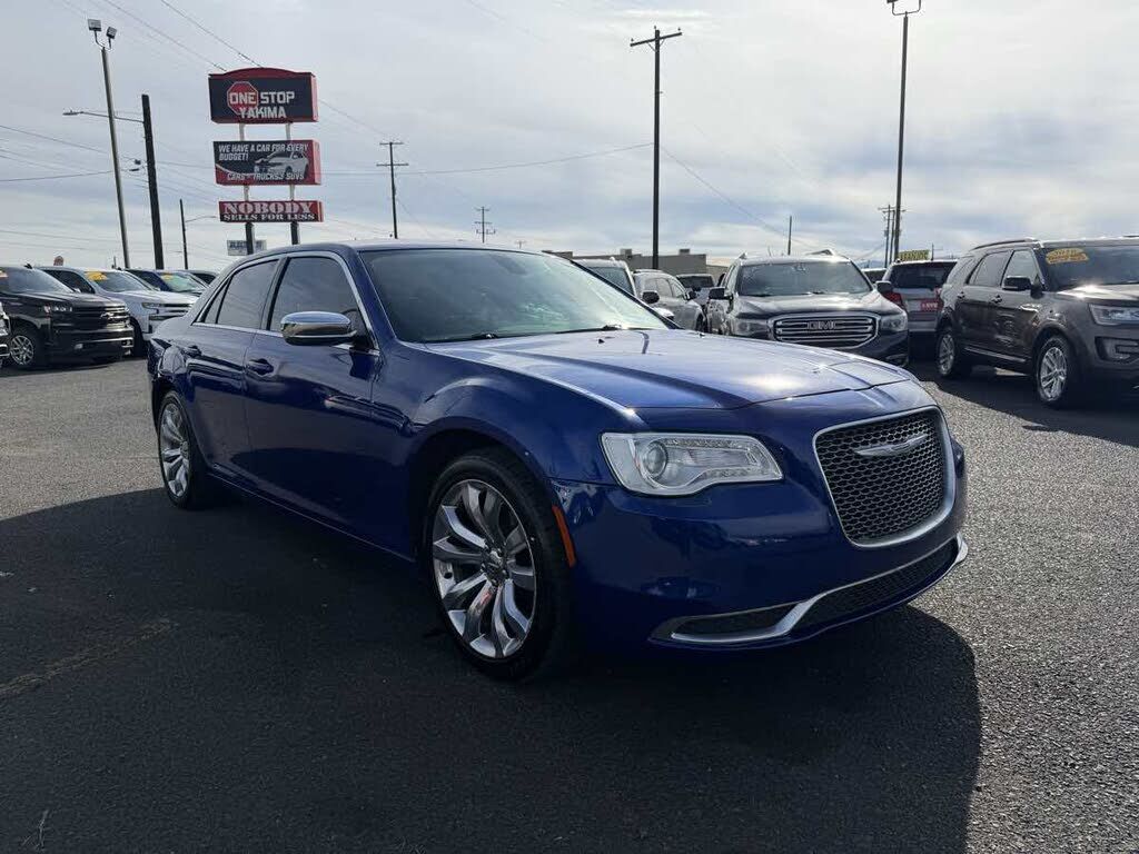 2018 CHRYSLER 300