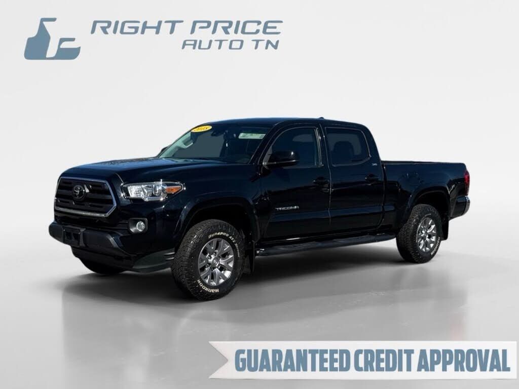 2018 TOYOTA Tacoma