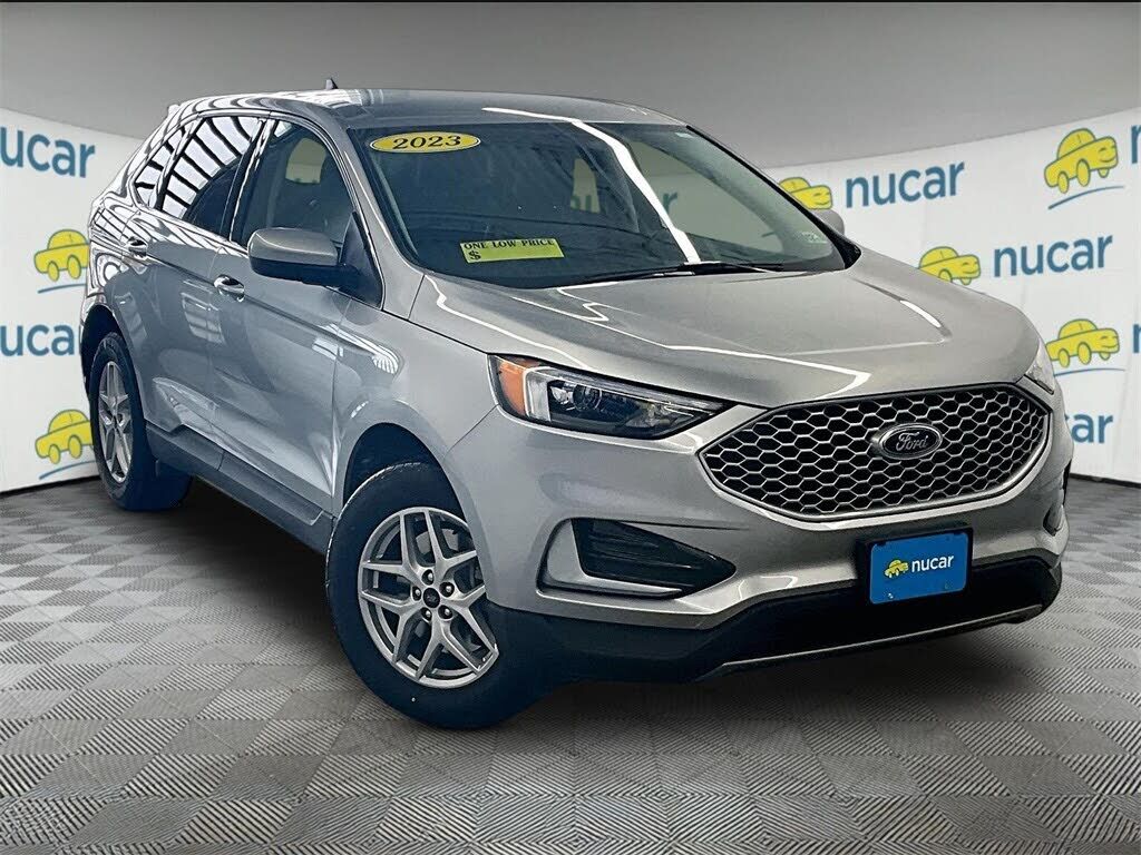 2023 FORD Edge