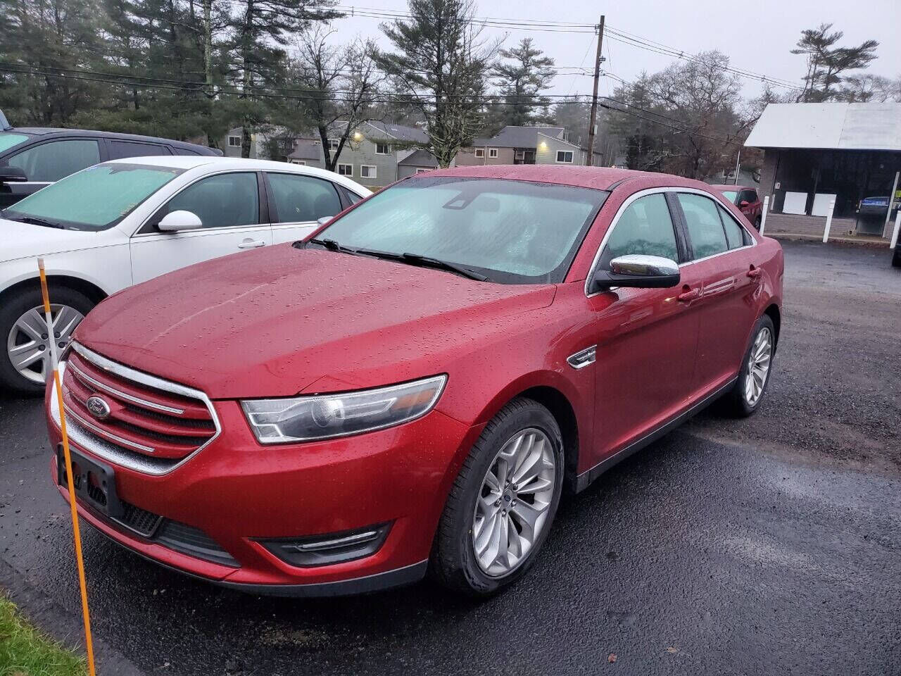 2017 FORD Taurus