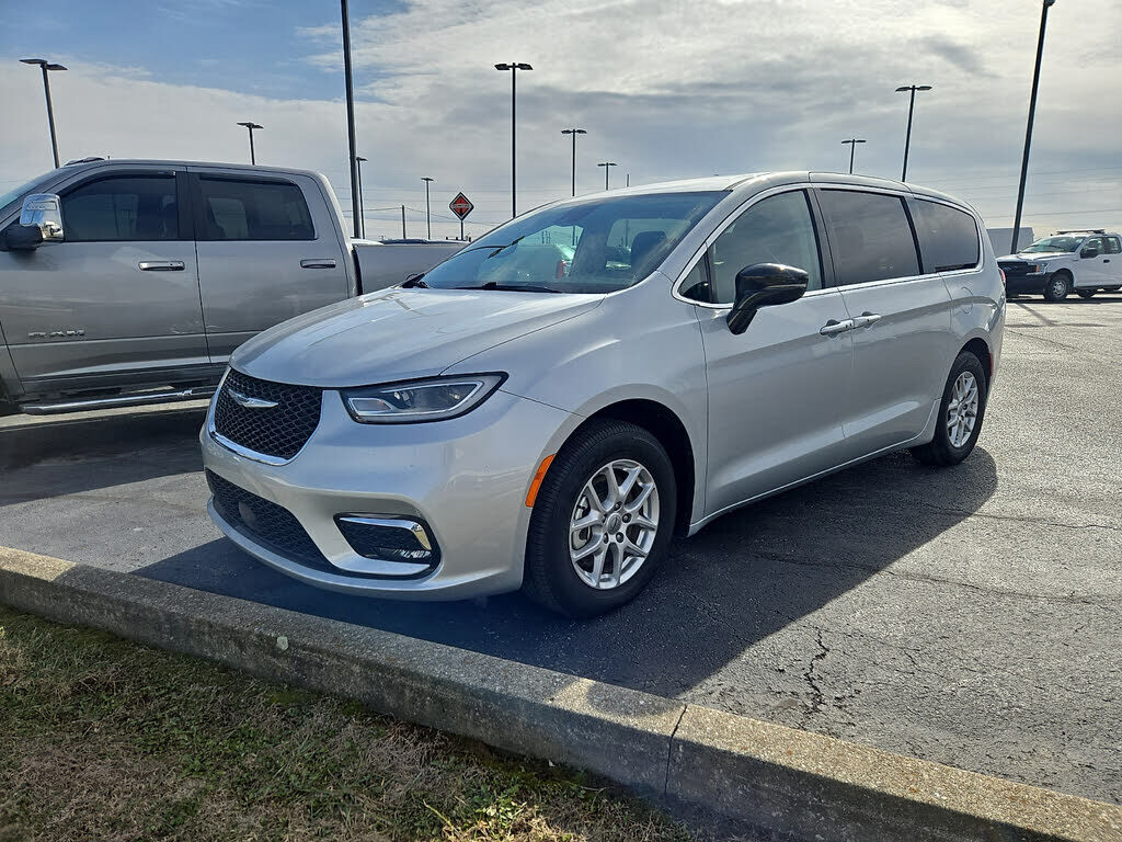 2024 CHRYSLER Pacifica