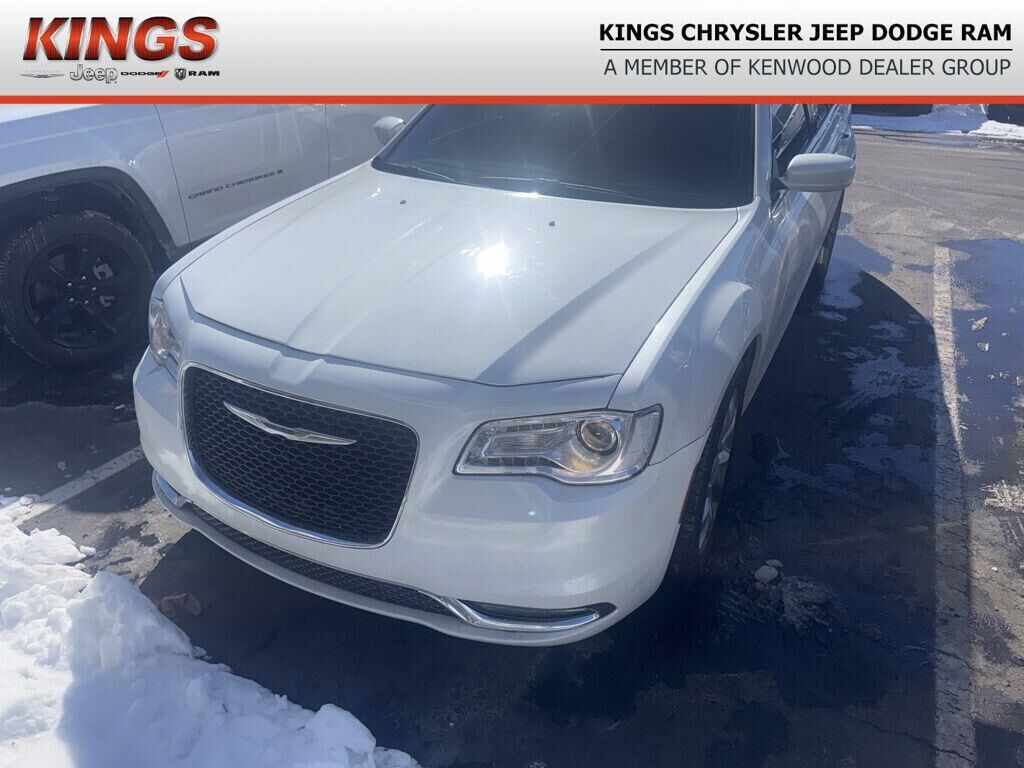 2016 CHRYSLER 300