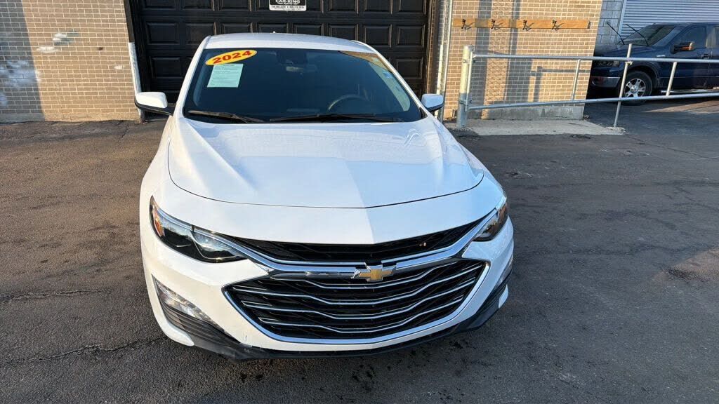 2024 CHEVROLET Malibu