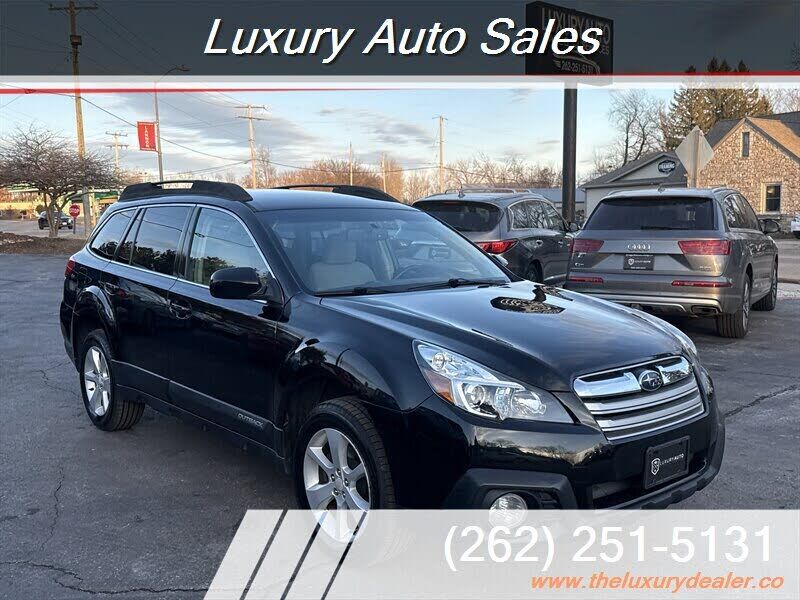 2013 SUBARU Outback