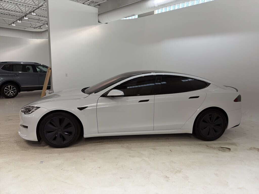 2022 TESLA Model S