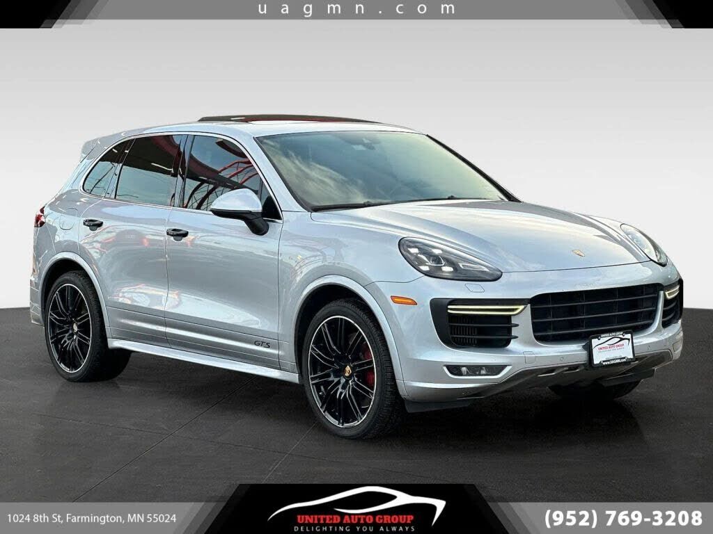 2016 PORSCHE Cayenne