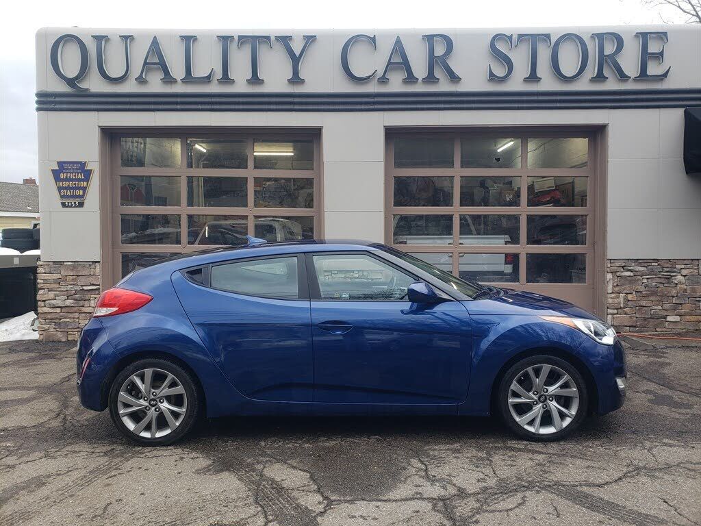2017 HYUNDAI Veloster