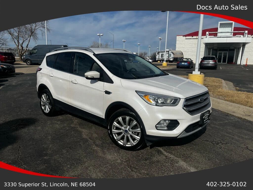 2017 FORD Escape