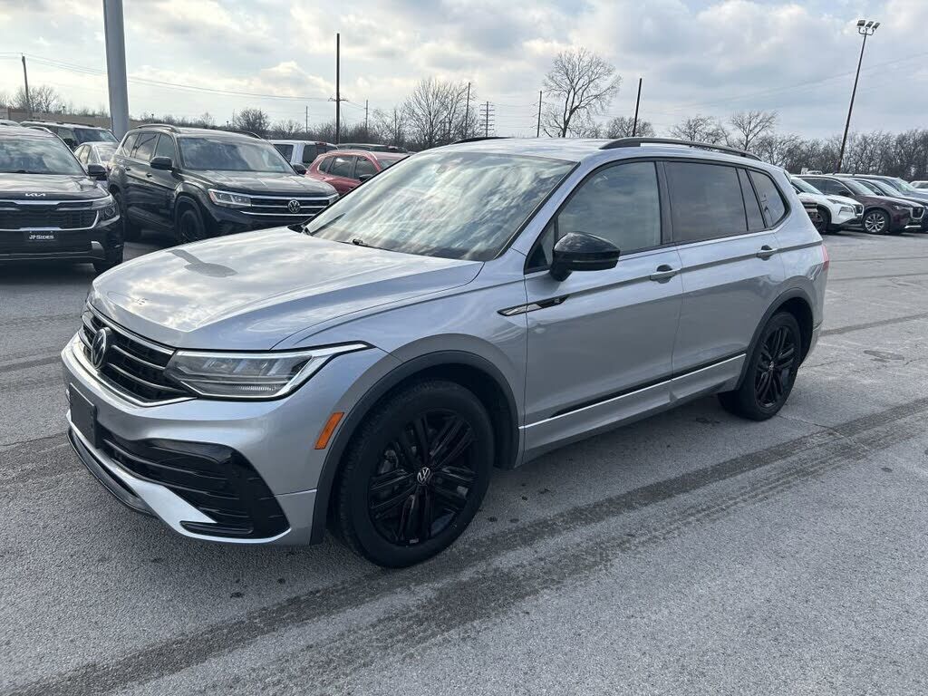2022 VOLKSWAGEN Tiguan