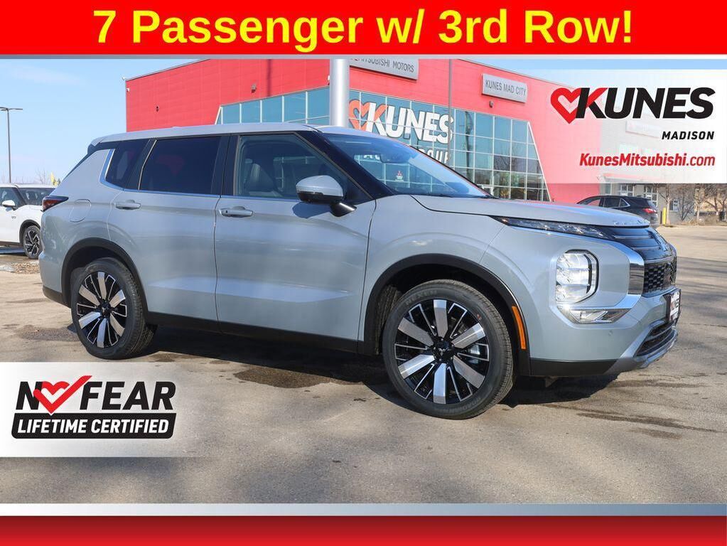 2026 MITSUBISHI Outlander