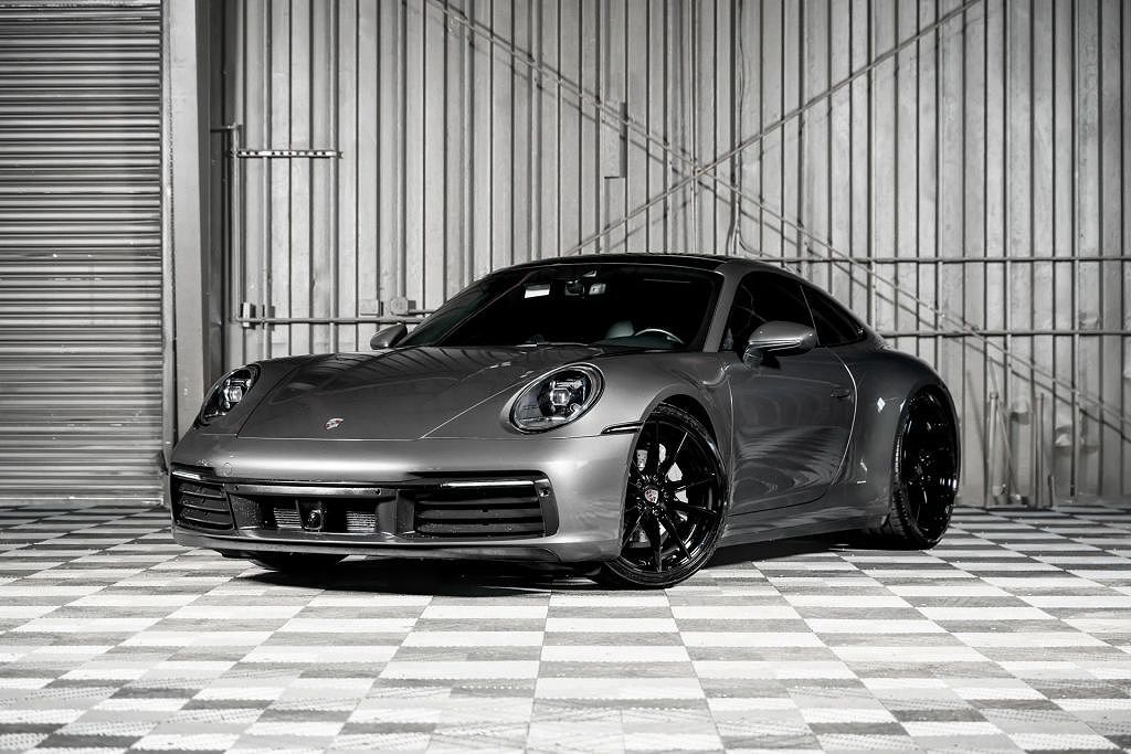 2020 PORSCHE 911
