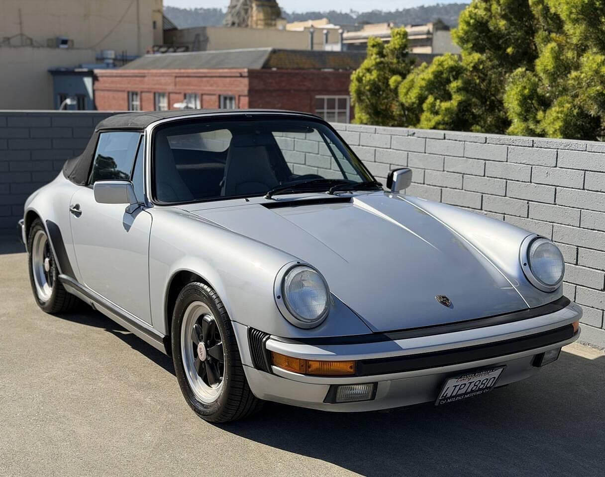 1988 PORSCHE 911