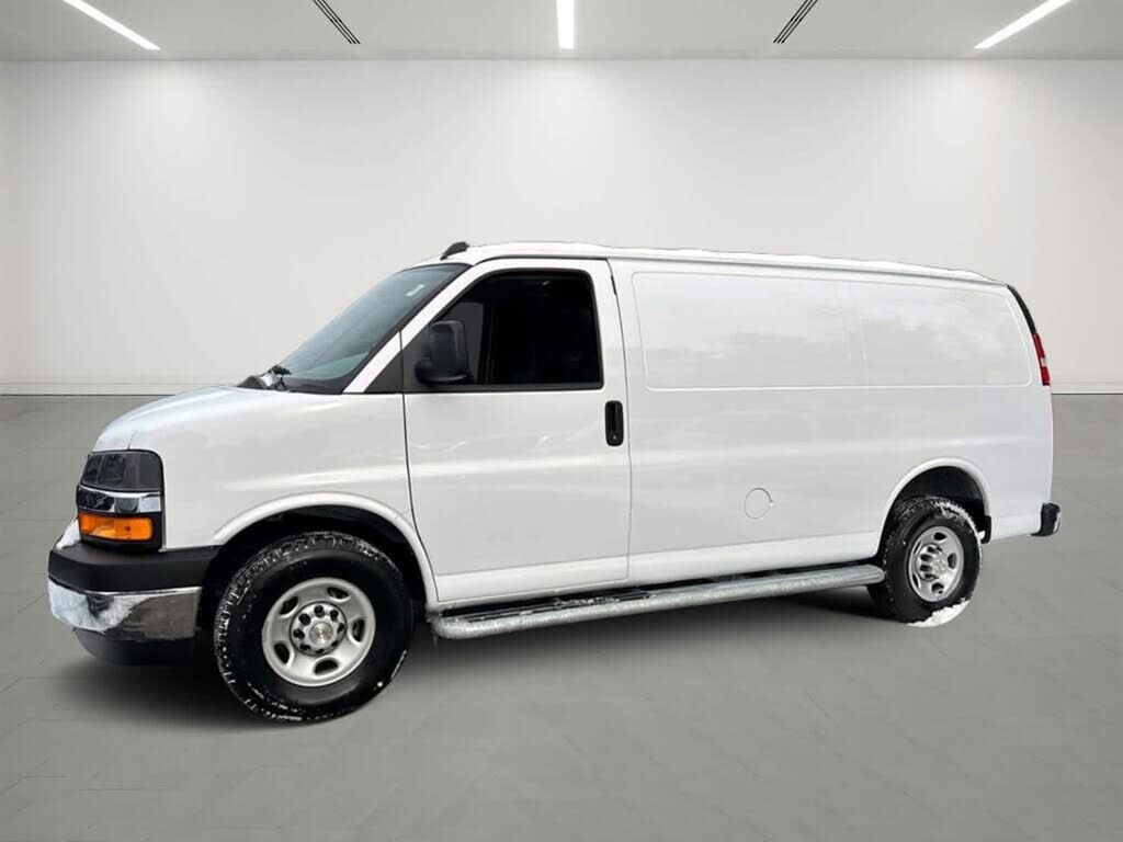 2024 CHEVROLET Express