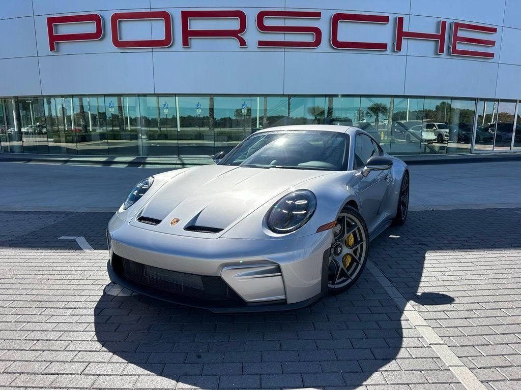 2026 PORSCHE 911