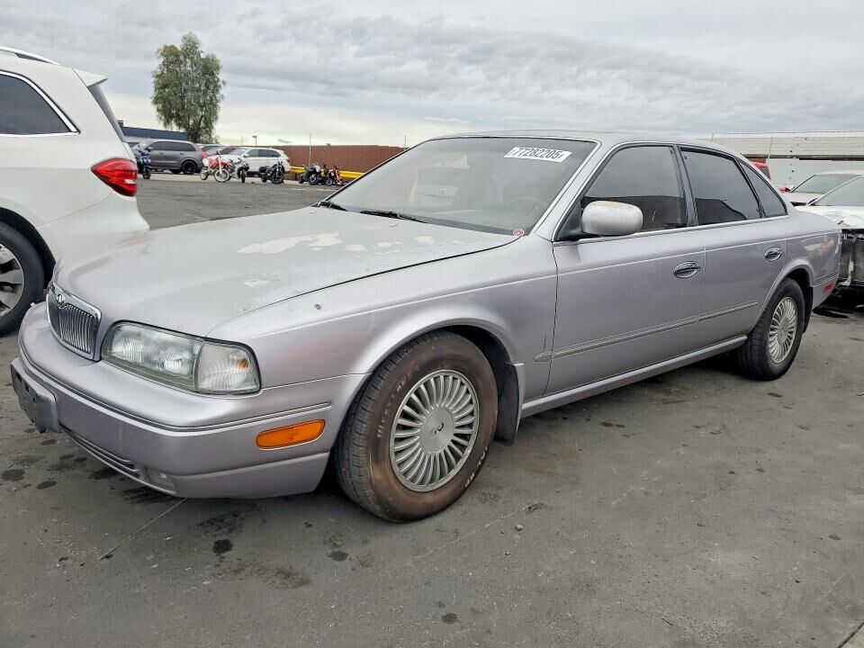 Infiniti Q45