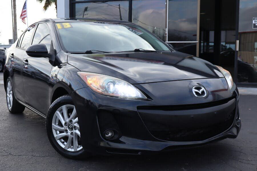 2013 MAZDA Mazda3