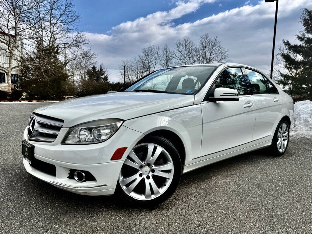 2010 MERCEDES-BENZ C-Class