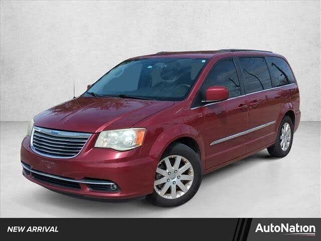 2016 CHRYSLER Town and Country