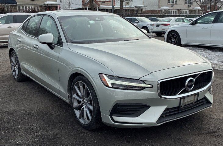 2019 VOLVO S60