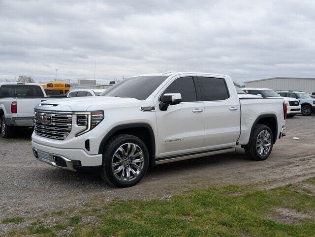 2023 GMC Sierra