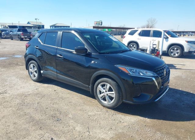 2022 NISSAN Kicks