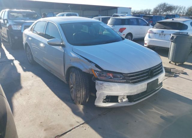 2017 VOLKSWAGEN Passat