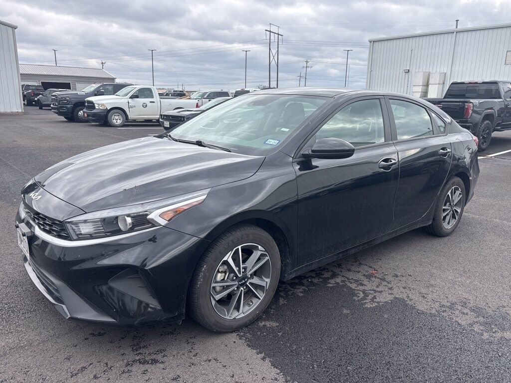 2023 KIA Forte
