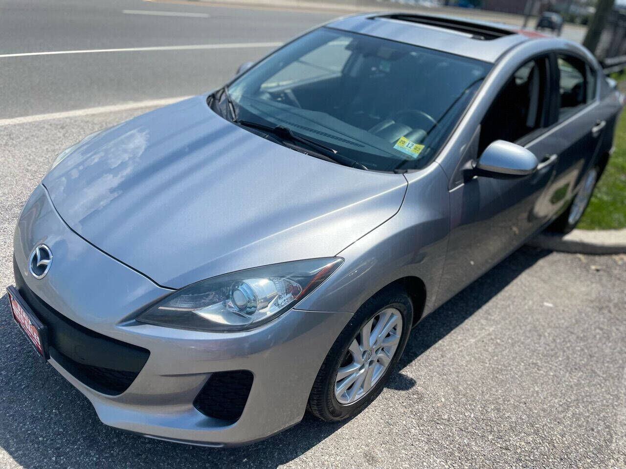 2012 MAZDA Mazda3