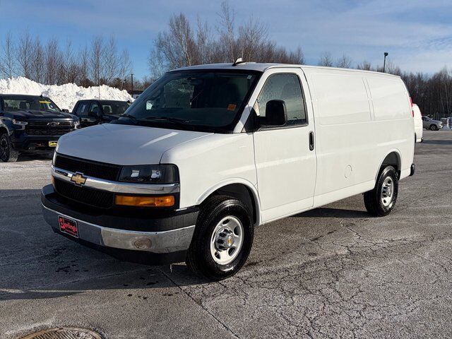 2025 CHEVROLET Express