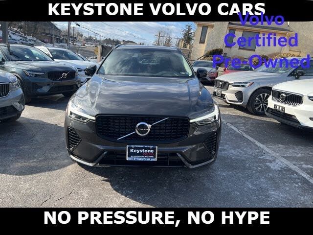 2025 VOLVO XC60