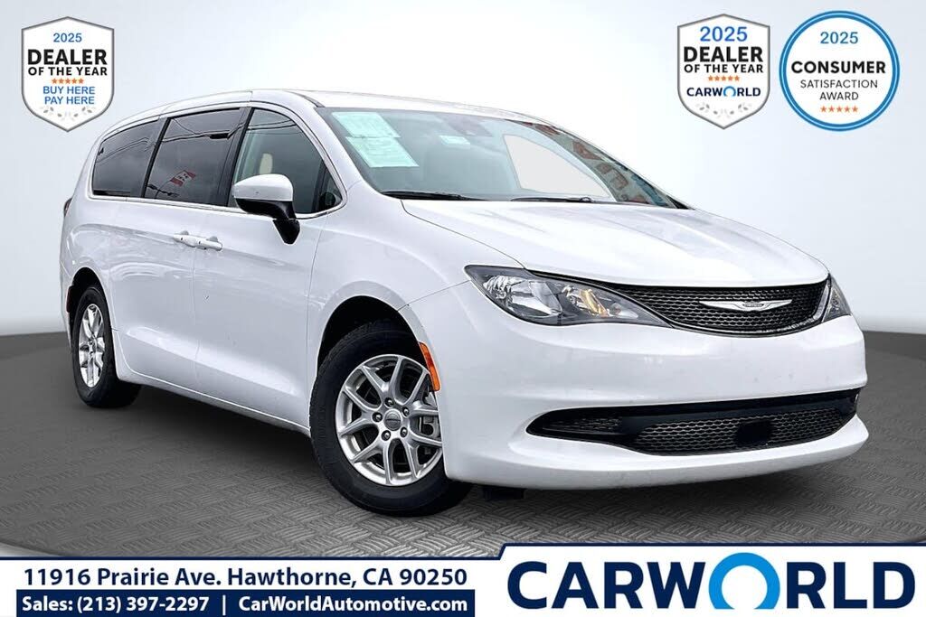 2023 CHRYSLER Voyager