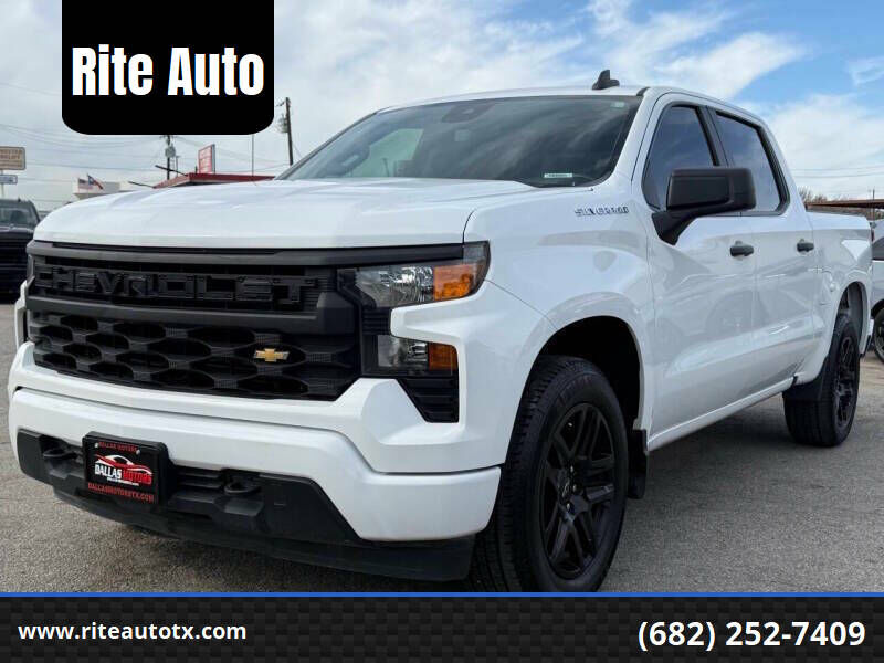 2023 CHEVROLET Silverado